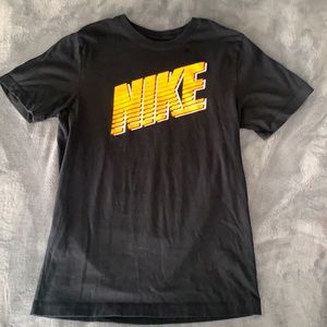 Nike men’s t-shirt size Small